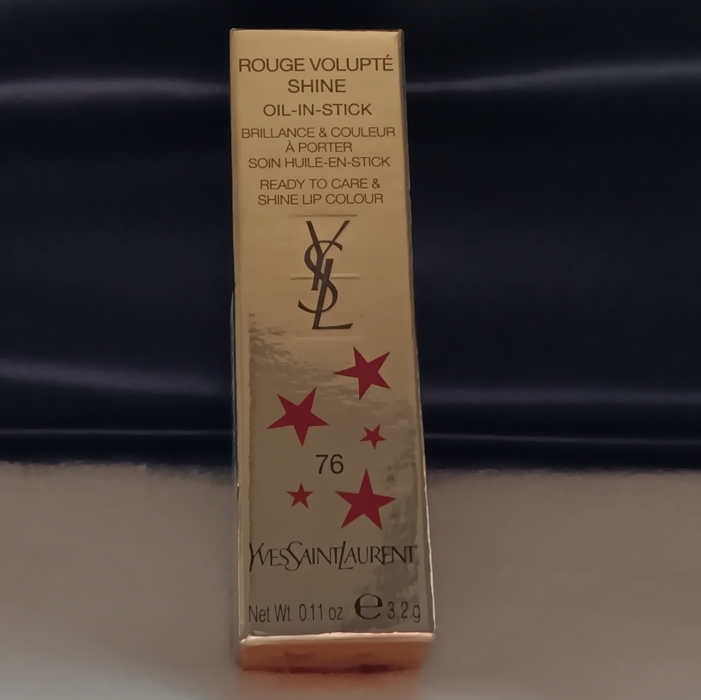 Yves Saint Laurent Rouge Volupté Shine Lipstick 76 Red in the dark NEW